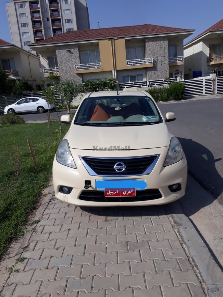 نيسان سه نى / ته كسى نیسان 0
