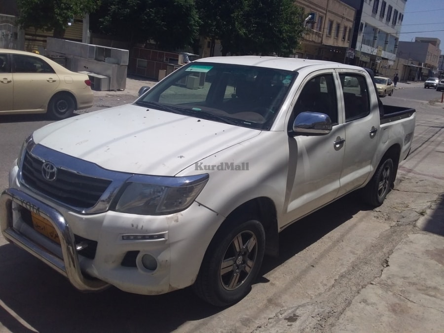 Toyouta Hilux تۆیۆتا 2