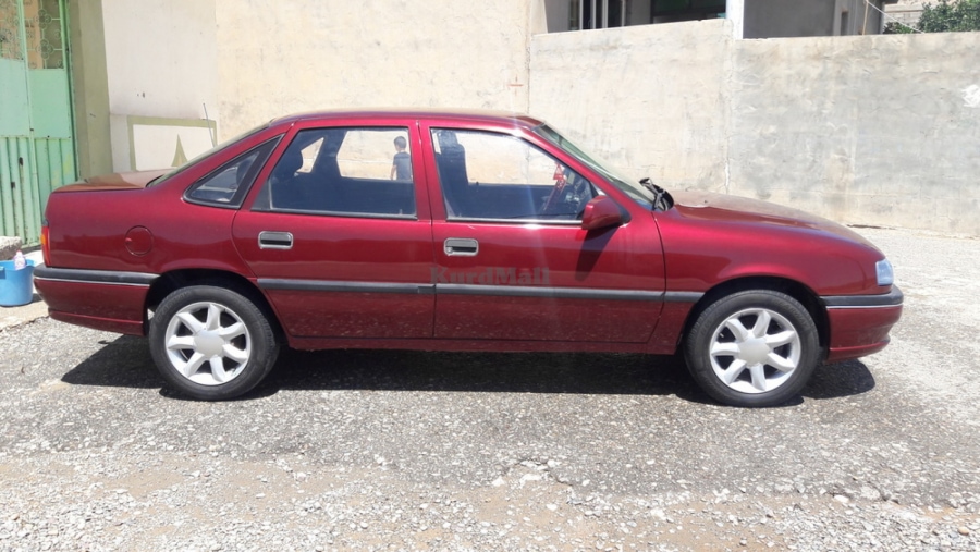 Opel ئۆپڵ 4