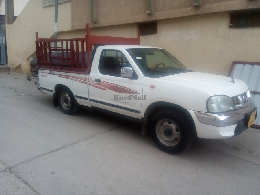 نيسان  1