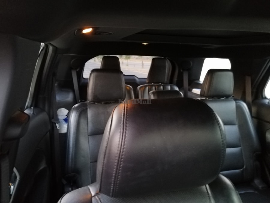 Ford Explorer 2011  Limited فۆرد 4