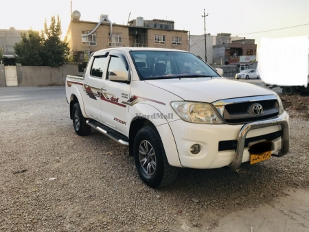 Toyota hilox 2011
