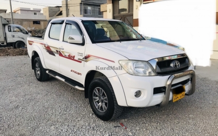 Toyota hilox 2011