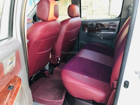 Toyota hilox 2011