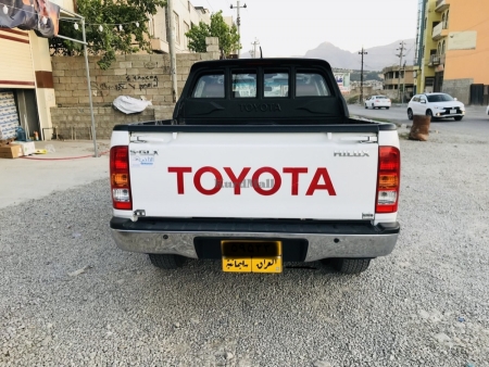 Toyota hilox 2011