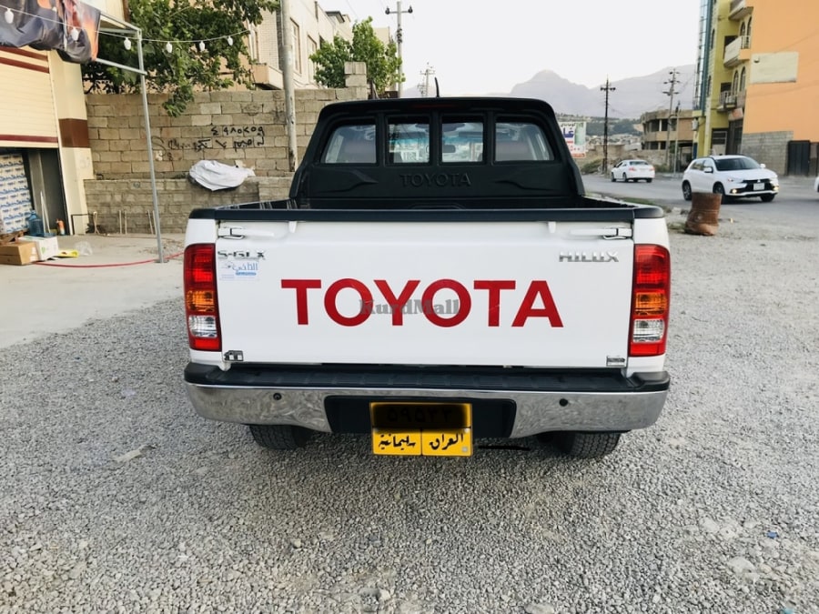 Toyota hilox 2011 تۆیۆتا 5