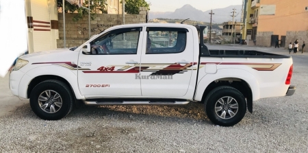 Toyota hilox 2011