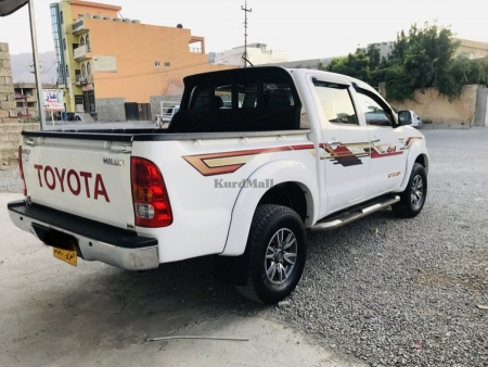 Toyota hilox 2011