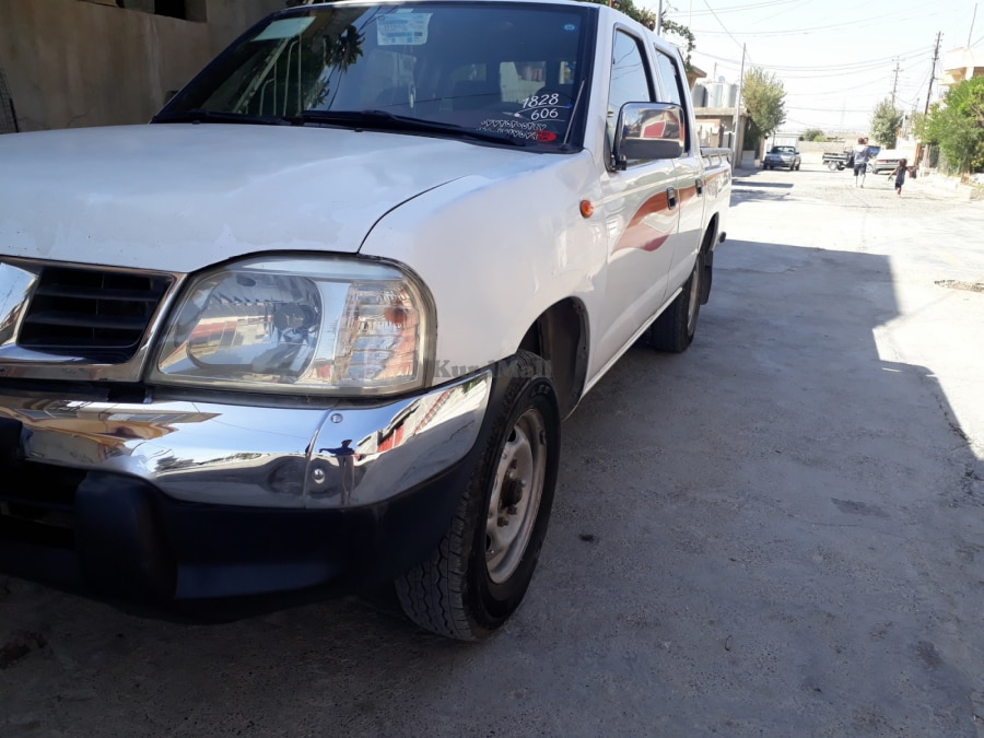 NISSAN PICKUP نیسان 1