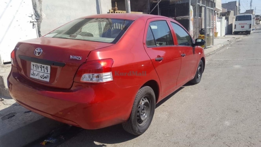 Yaris تۆیۆتا 1