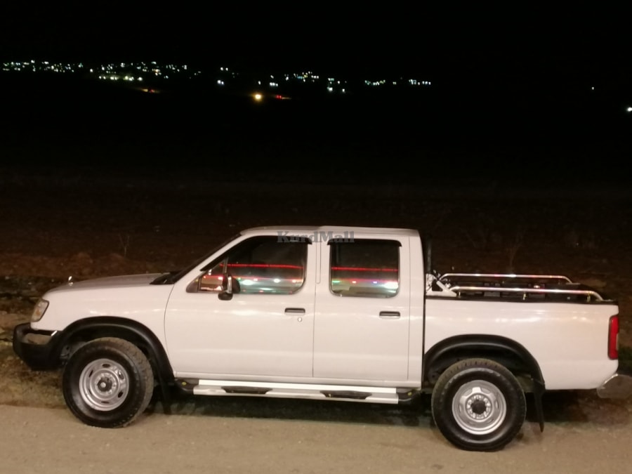 نيسان دبل اكسن نیسان 2