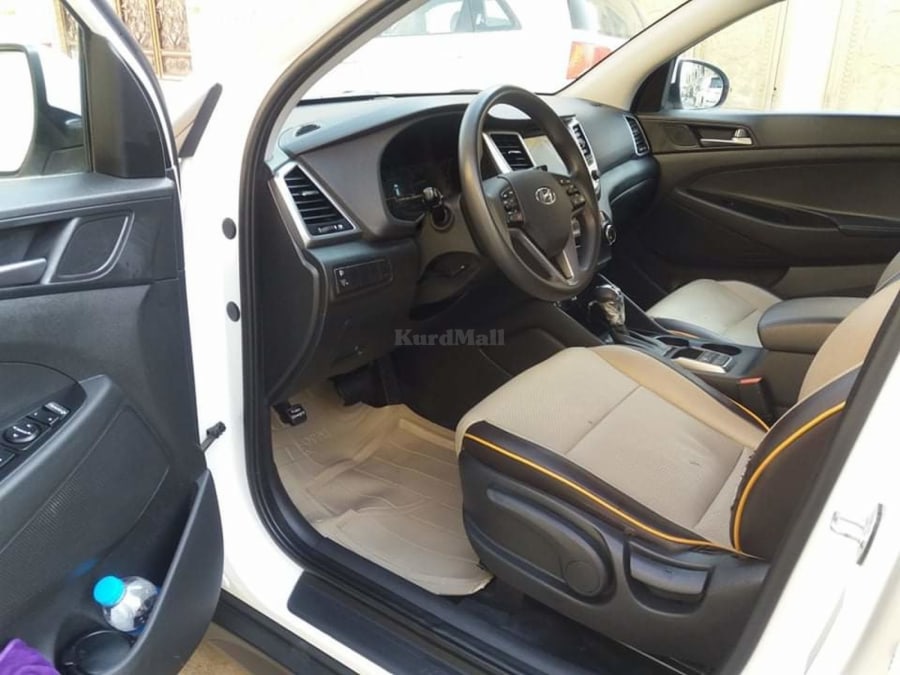 Tucson هیووندای 4