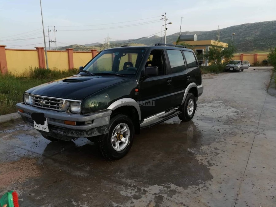 نیسان تیرانۆ نیسان 1