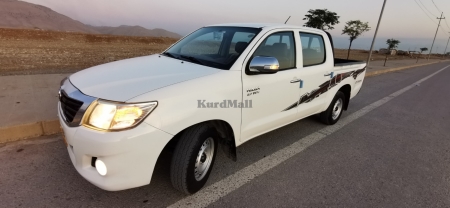 توێتا هایلۆکس