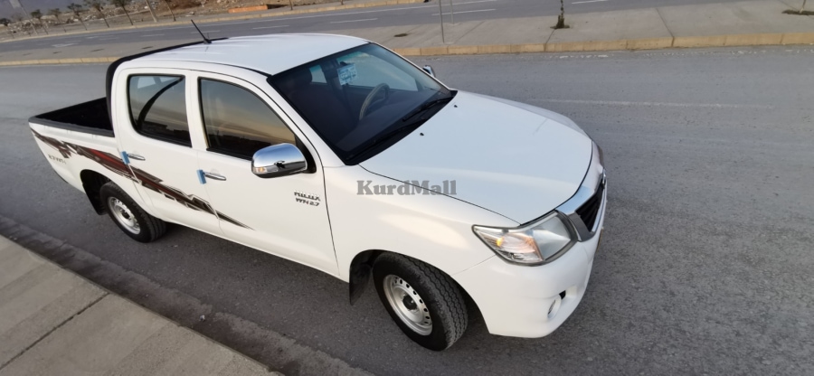 توێتا هایلۆکس تۆیۆتا 2