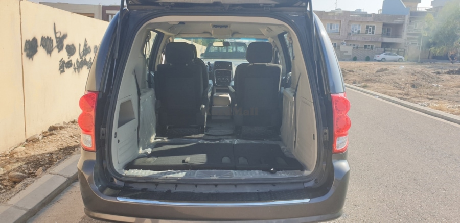Dodge caravan دۆج 3