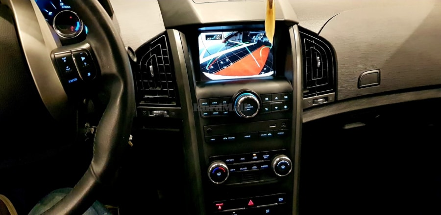 Mahindra xuv 500 بی وای دی 7