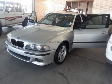 BMW2003 530i