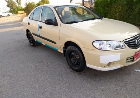 Nissan sunny 2010