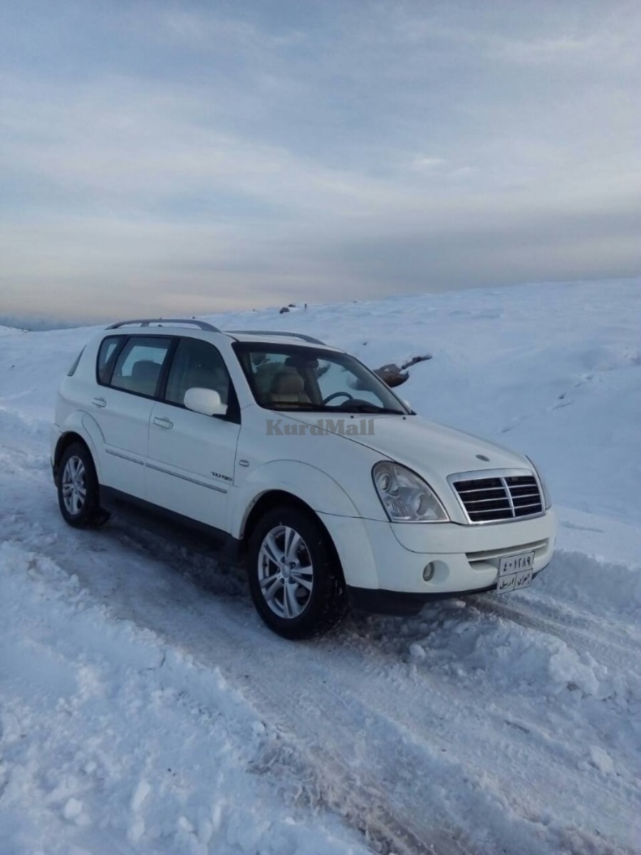 سانگ یۆنگ ڕیکستۆن 2012 گاز سانگیانگ 0