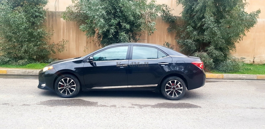 TOYOTA COROLLA2017 تۆیۆتا 1