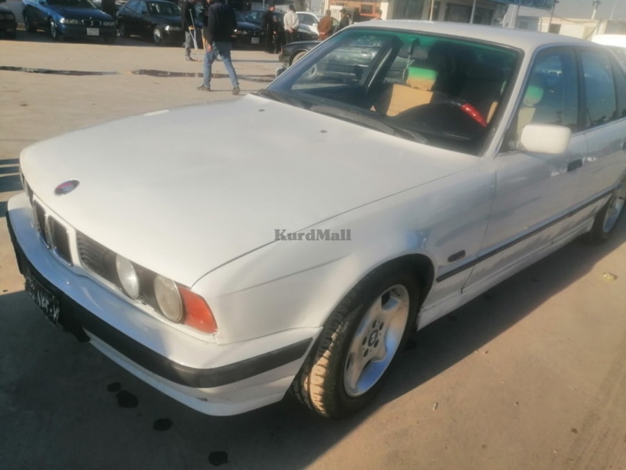 BMW 525 کپس دیجیتاڵ بیئێم 5