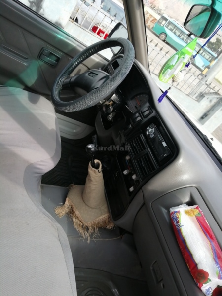 توێتا یابانی