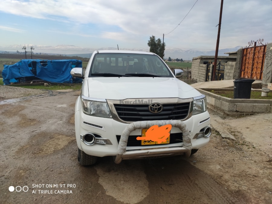 توێتا هایلۆکس تۆیۆتا 4