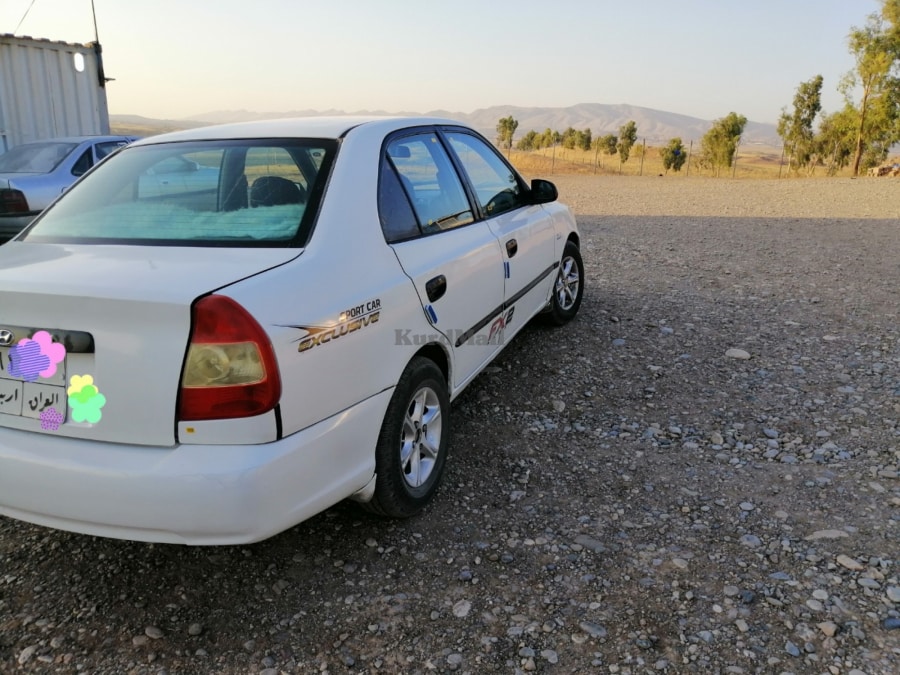 هۆندا ئەکسینت ۲٠٠۲ هیووندای 1
