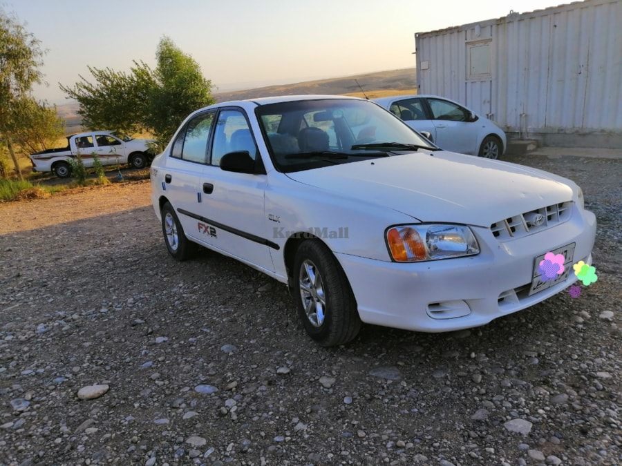 هۆندا ئەکسینت ۲٠٠۲ هیووندای 2