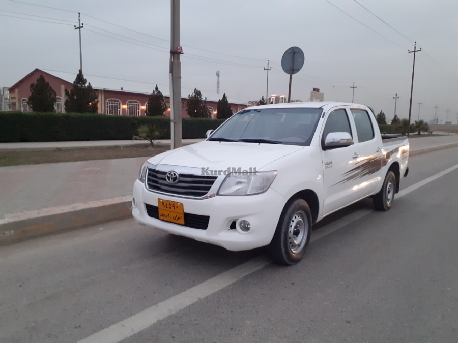 Toyota Hilux تۆیۆتا 2