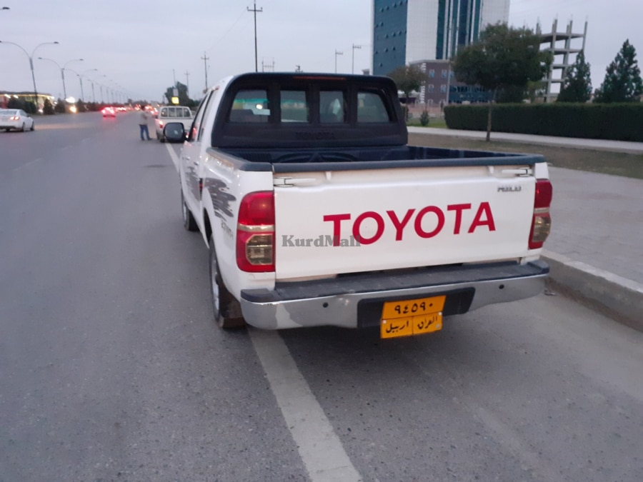 Toyota Hilux تۆیۆتا 1