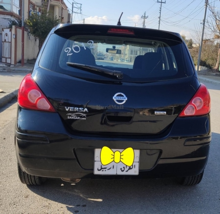 nissan versa