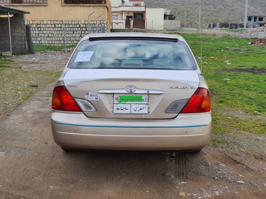 توێتا ئەڤەلۆن تۆیۆتا 1
