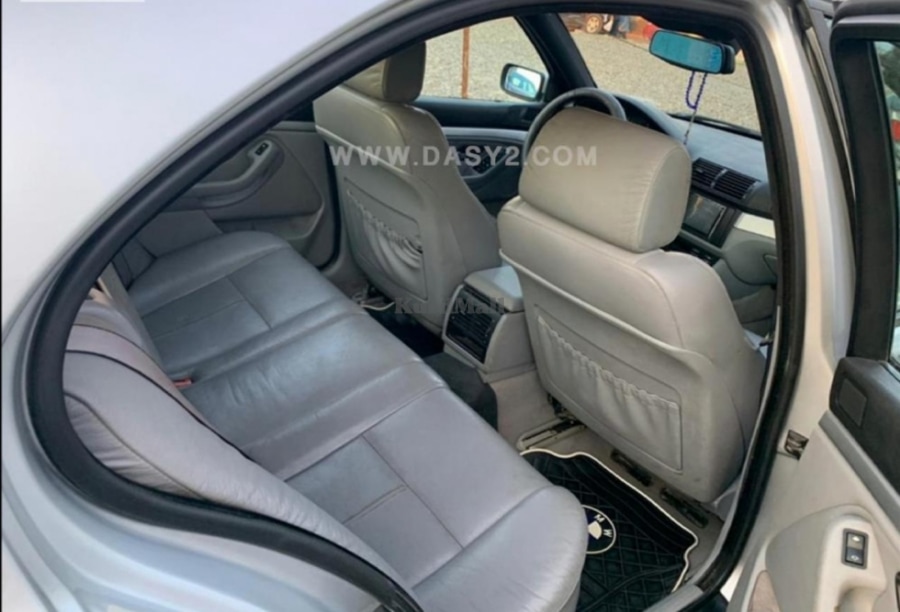 Bmw بیئێم 1