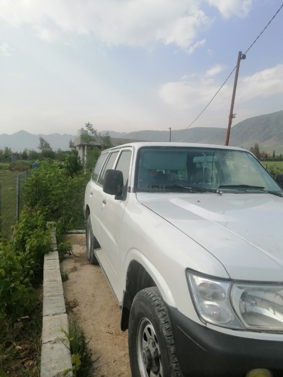 نیسان پاتڕوڵ2001 نیسان 2