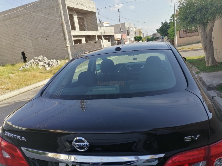 نیسان سینترا نیسان 4