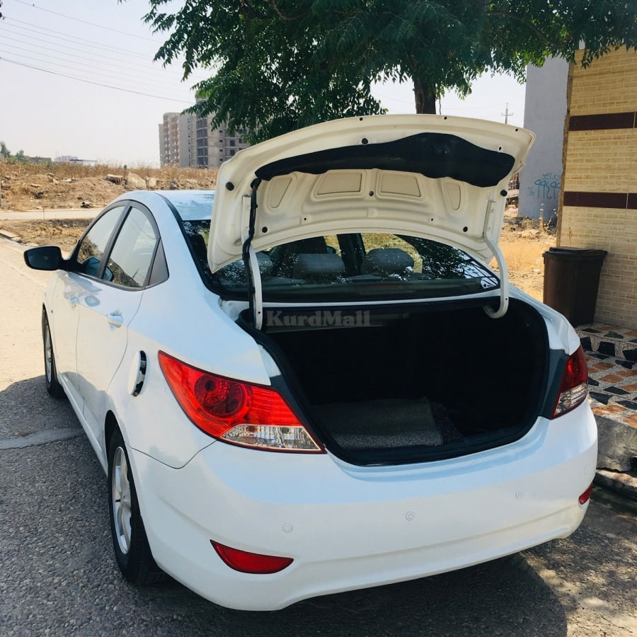 هوندااكسنت هیووندای 2