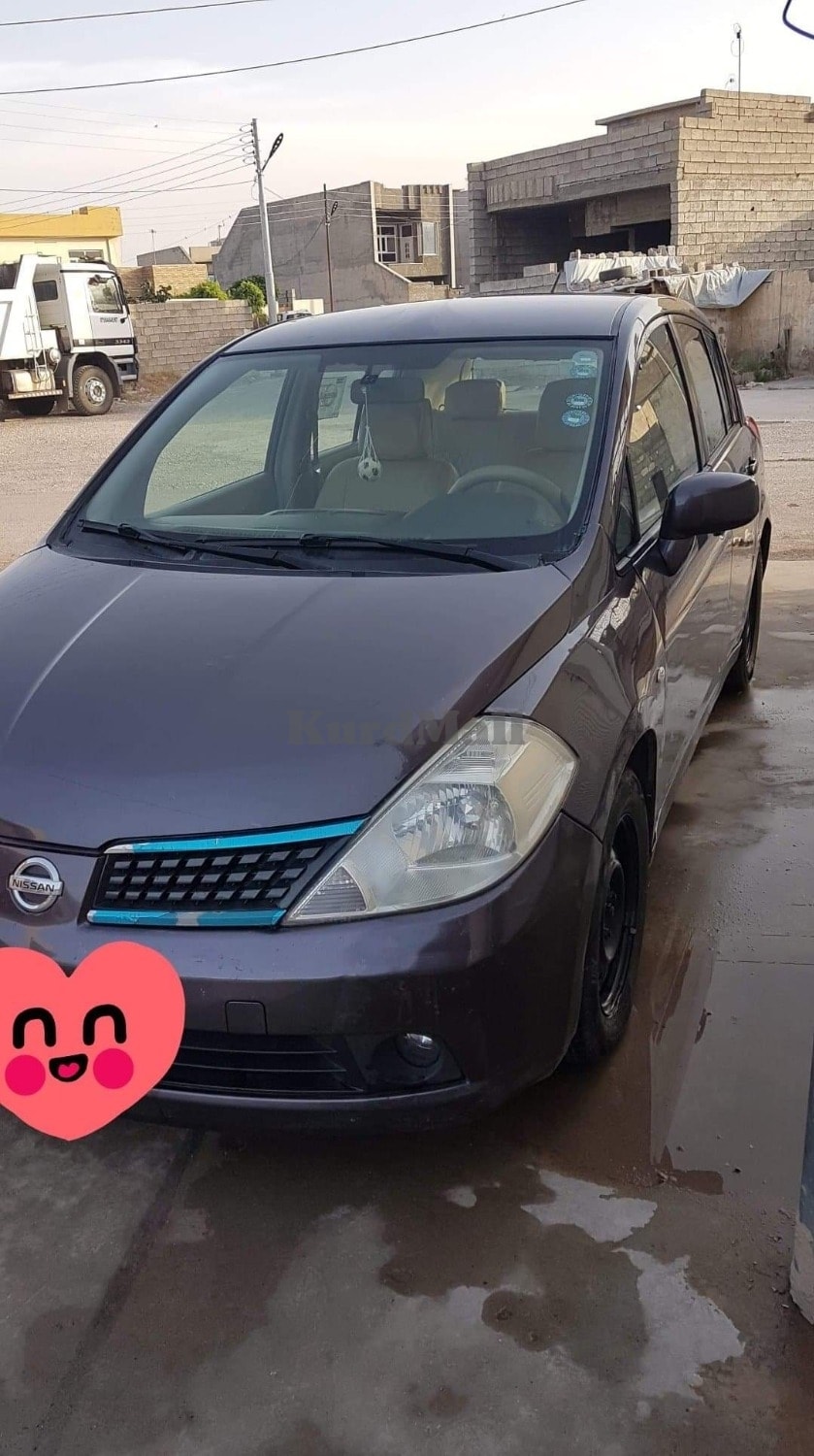 Nissan tida نیسان 4