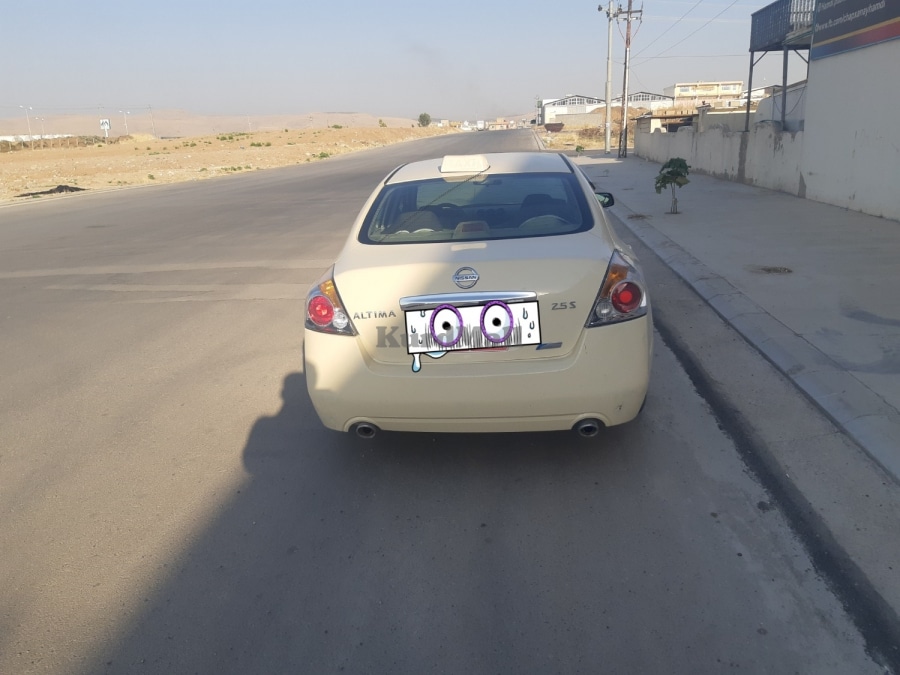 Nissan altima نیسان 1