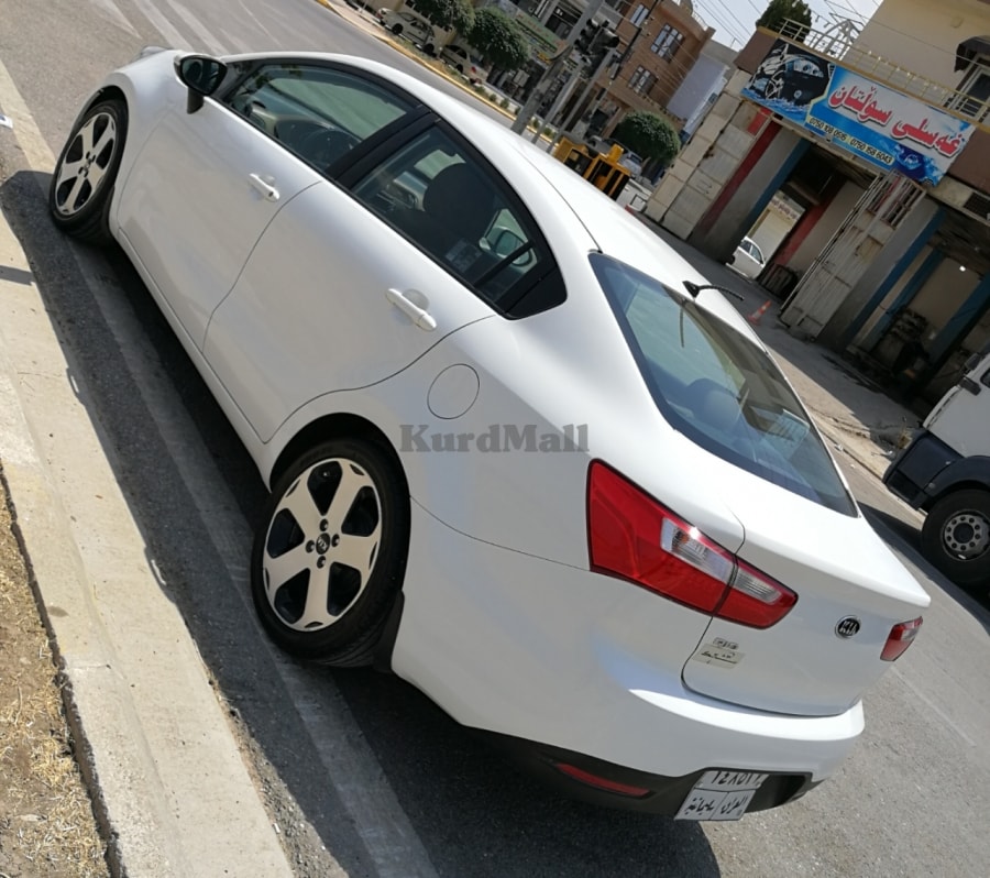 کیای ڕیۆ مۆدێل 2013 بێ بۆیاخ کیا 6