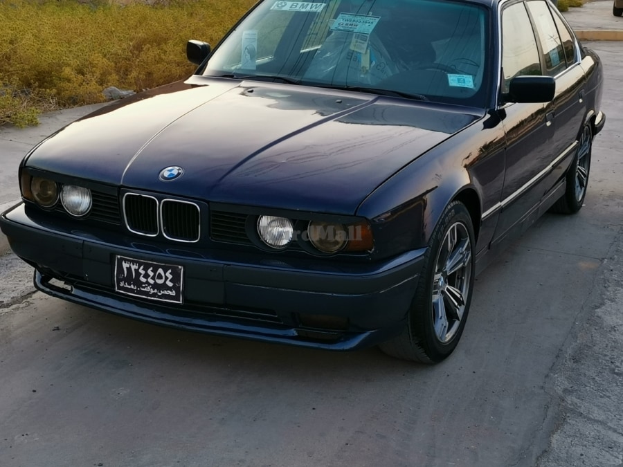 BMW1992 بیئێم 7