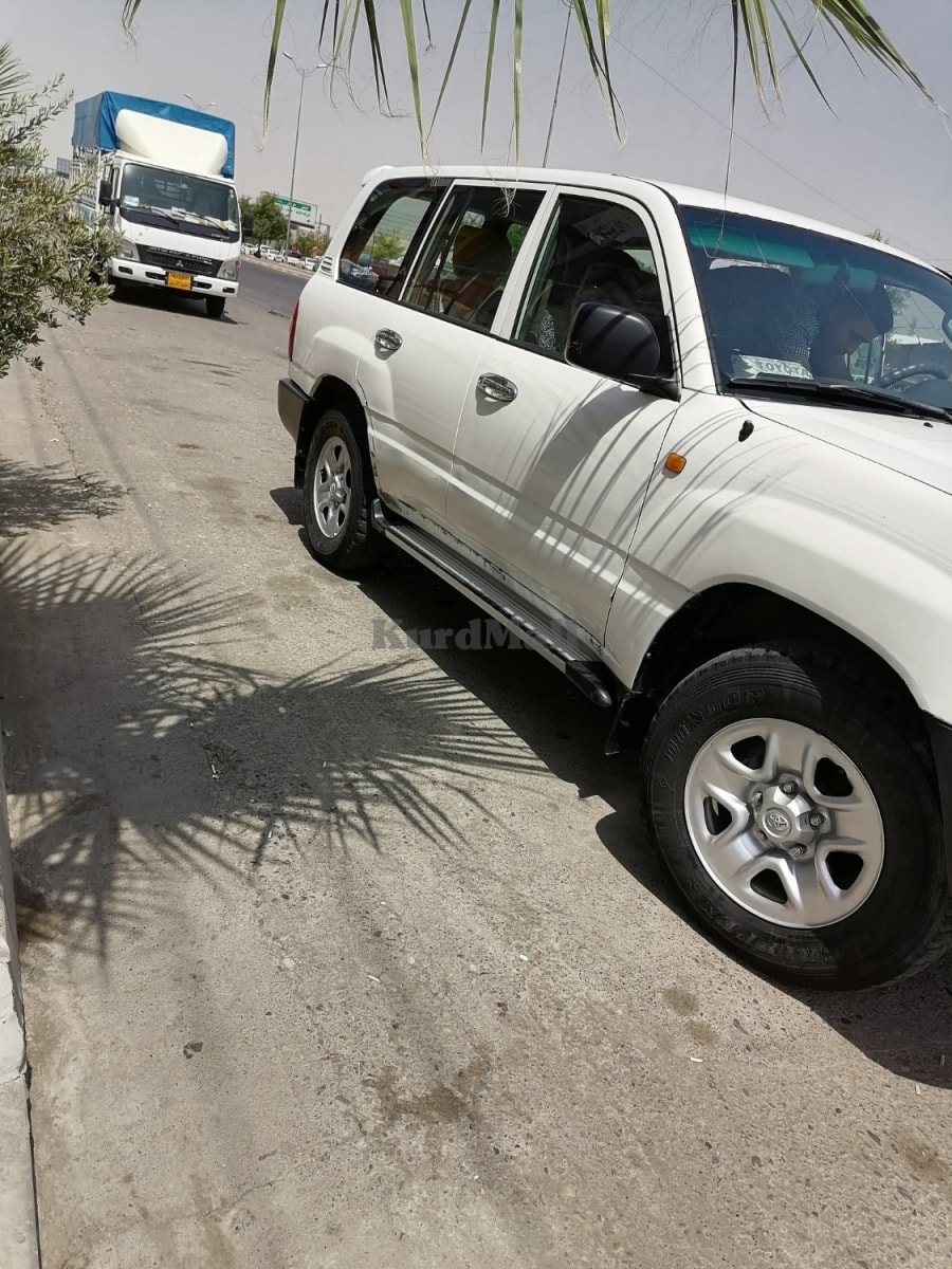 مۆنیکای 2001  لۆفرۆشتنە تۆیۆتا 5