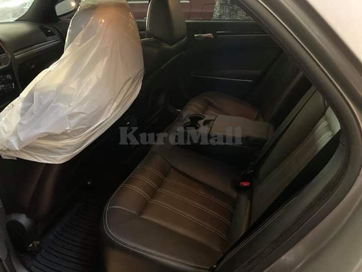 chrysler 300s 2018 كرایسلەر 4