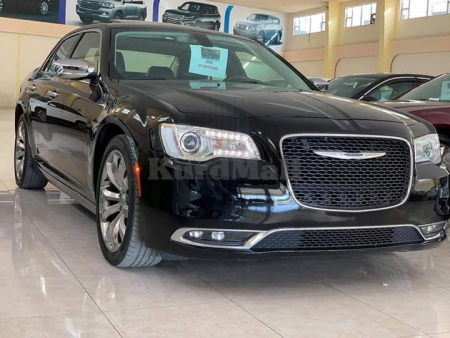 2019 chrysler 300c clean title