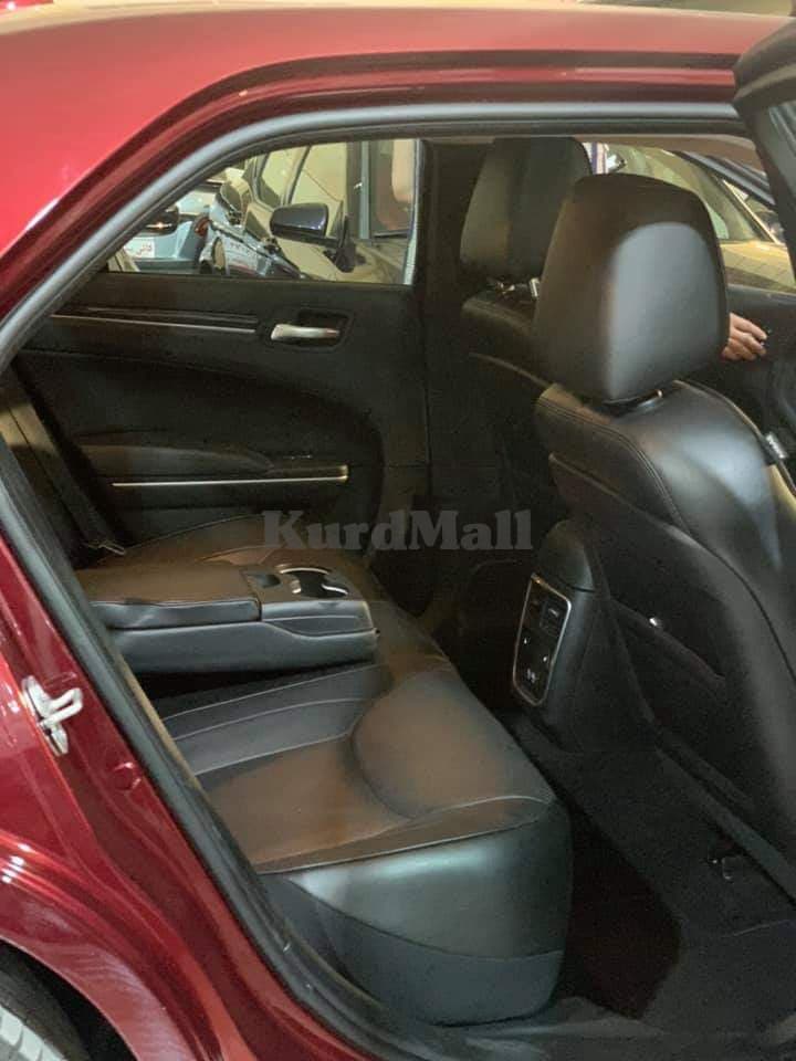 2019 chrysler 300c clean title كرایسلەر 5