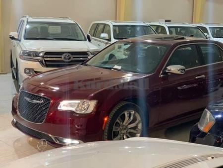 2019 chrysler 300c clean title