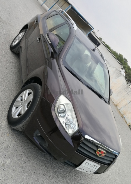 جیلی ئێمگراندی X7 2013 بێ بۆیاخ