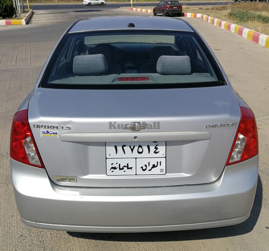 ئۆپترا 2010 بێ بۆیاخ شێڤرۆلێت 5