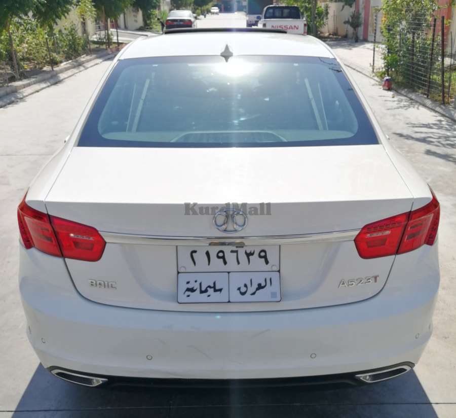 بایک مۆدێل 2015 بێ بۆیاخ Baic 5